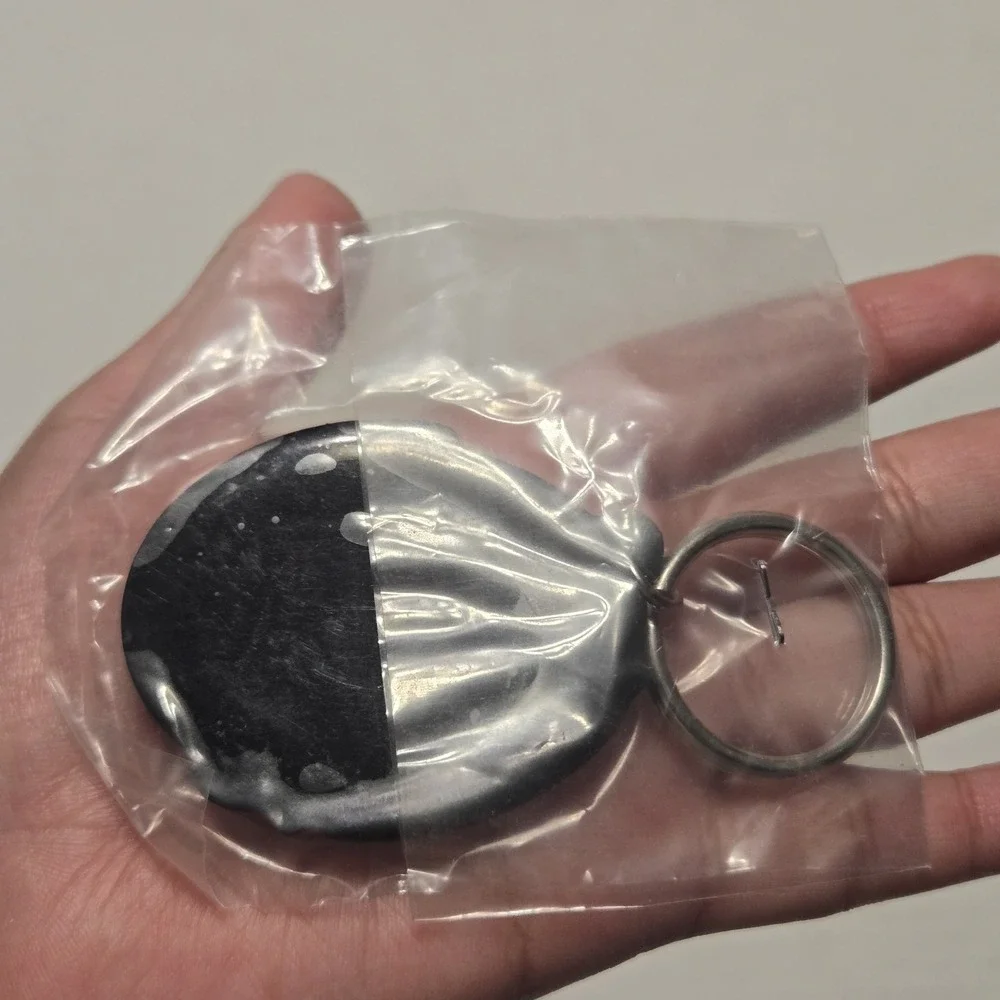 Vintage Miller Lite Beer Logo Keychain Rubber True Pilsner Promo Key Ring NIP